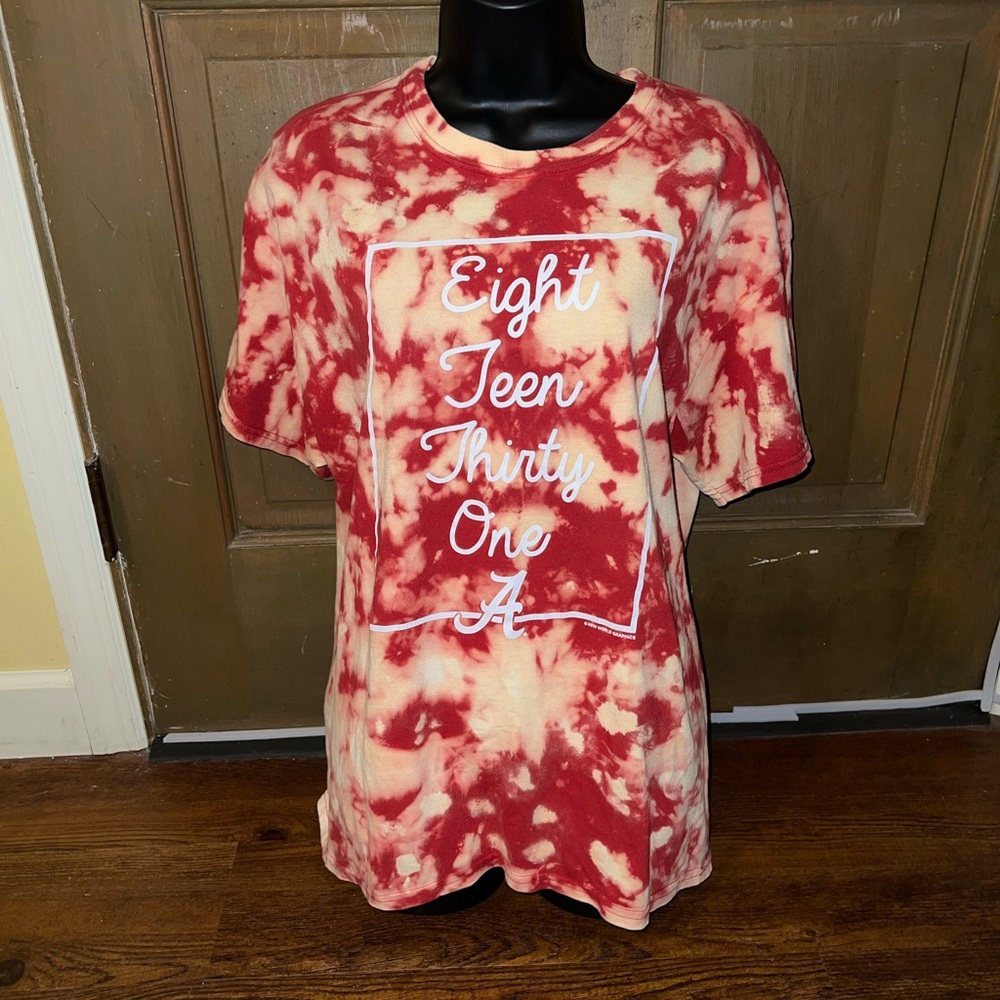 Alabama Red and Cream Tie-Dye Graphic Short Sleeve Top Size L - Picture 4 of 8